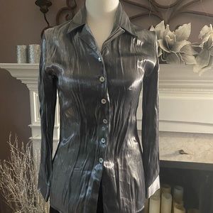 Suzy Petites Silver Metallic Wrinkle Button Up Blouse